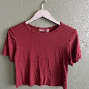 Zella Short Sleeve Ribbed Tee in Burgundy